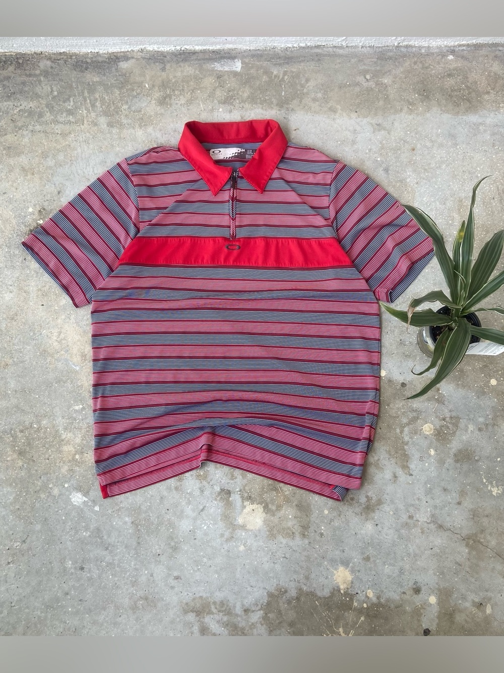 Vintage Y2K Oakley Skull Tag 1/4 Zip Polo Shirt Striped Techwear Red Large